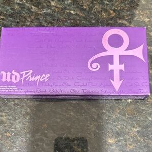 Urban Decay Prince Purple Eyeshadow Palette